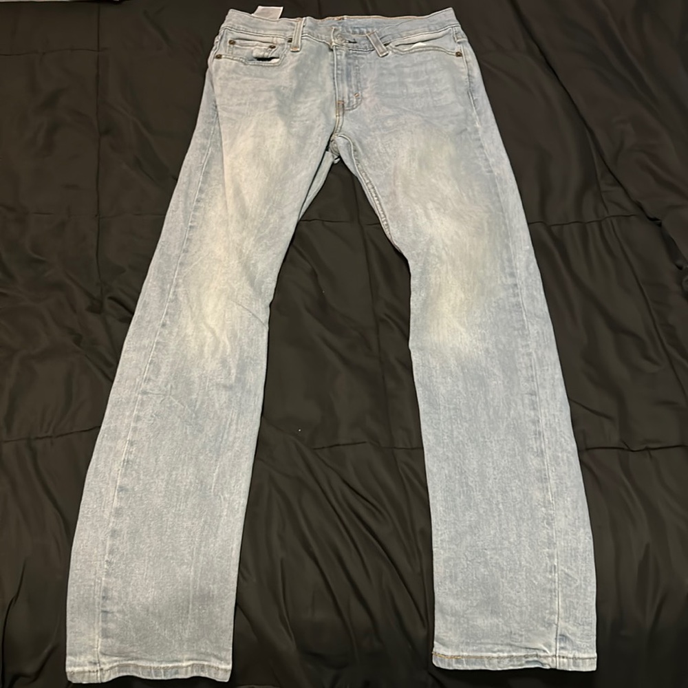 Levi Jean